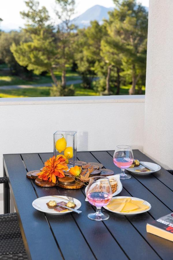 Erna Apartment